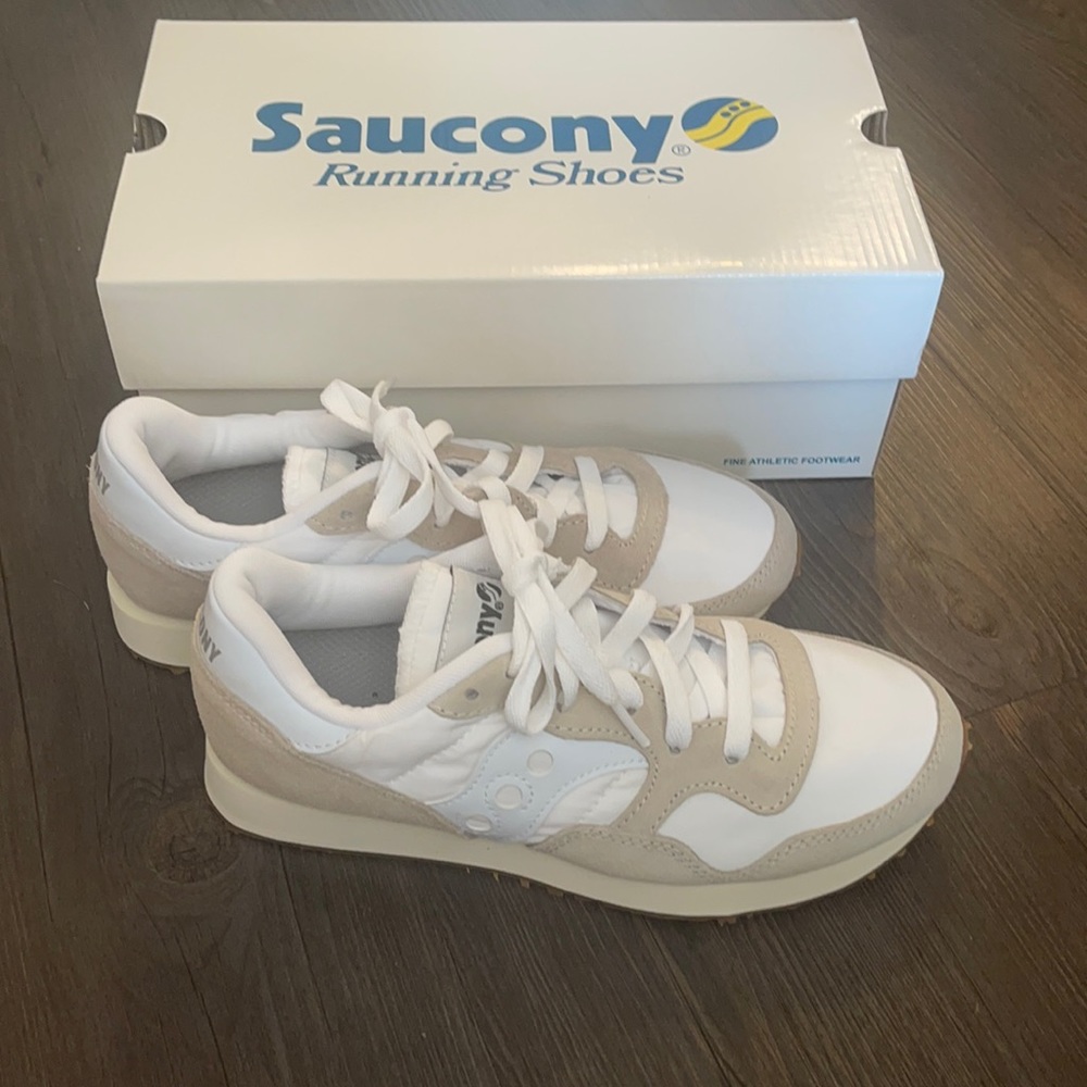 NWT Saucony Vintage DXN Trainer